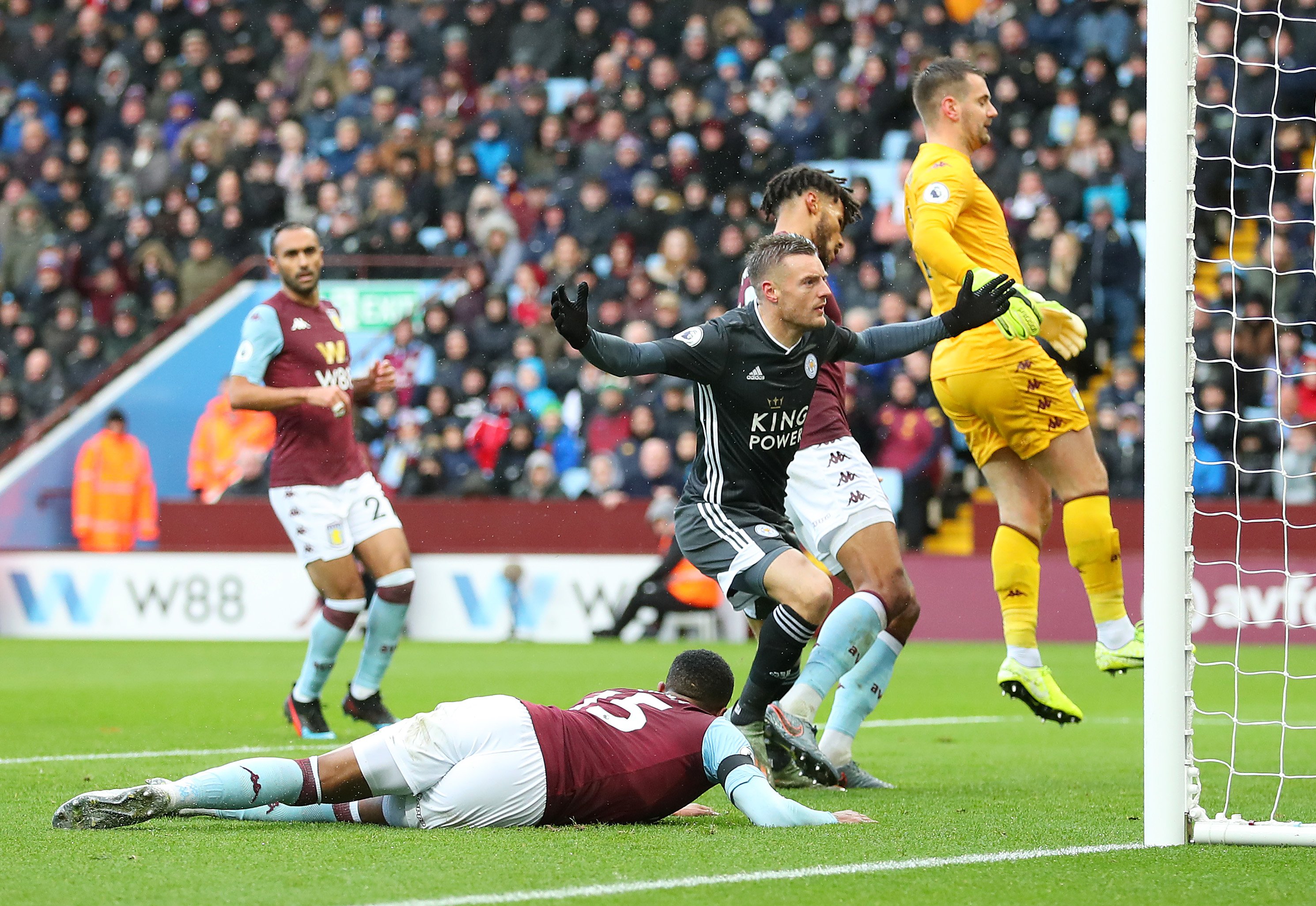 中国男篮以 中国男篮以